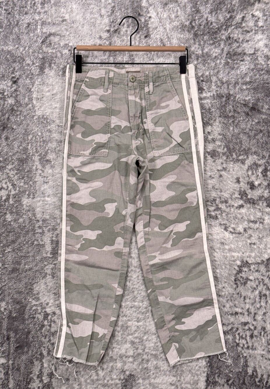 Mother Pants 26 Womens The Shaker Chop Crop Green Army Camo Surplus